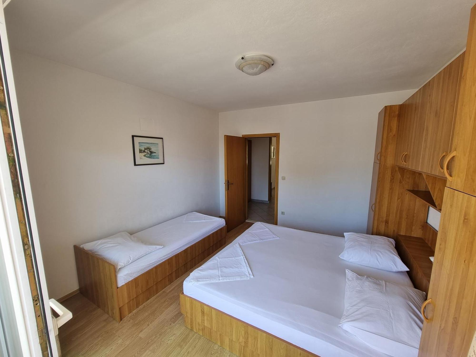 Luetic Apartman *